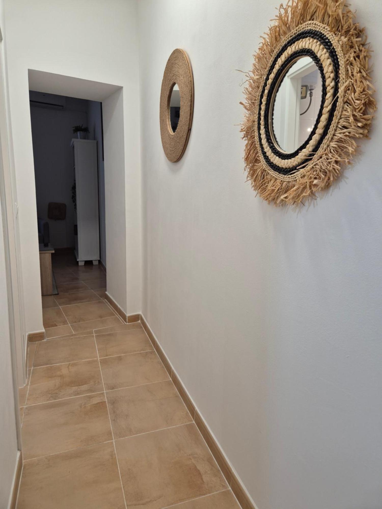 Hostfy Centro San Roman Siviglia Esterno foto
